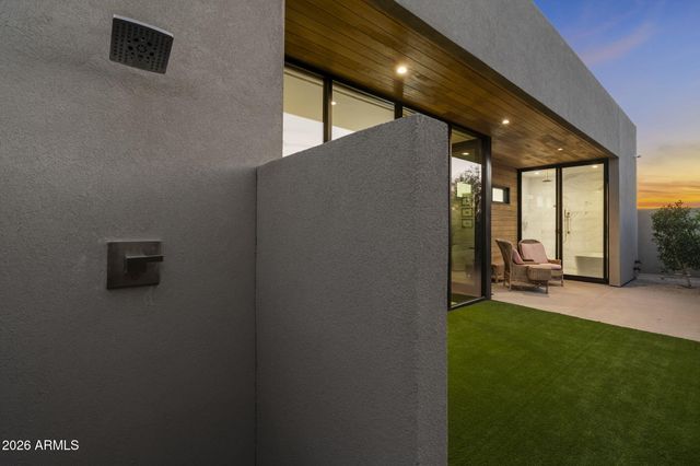 6402 E LOMAS VERDES Drive 1, Scottsdale, AZ 85266