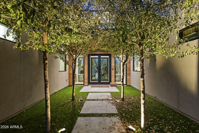 6402 E LOMAS VERDES Drive 1, Scottsdale, AZ 85266