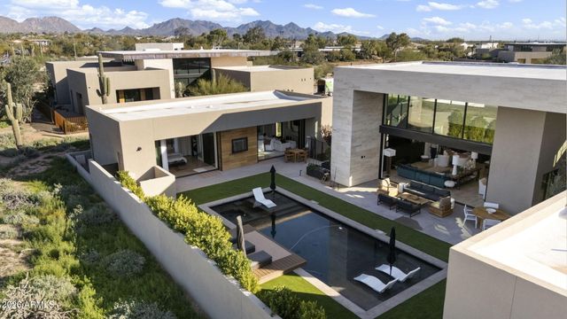 6402 E LOMAS VERDES Drive 1, Scottsdale, AZ 85266