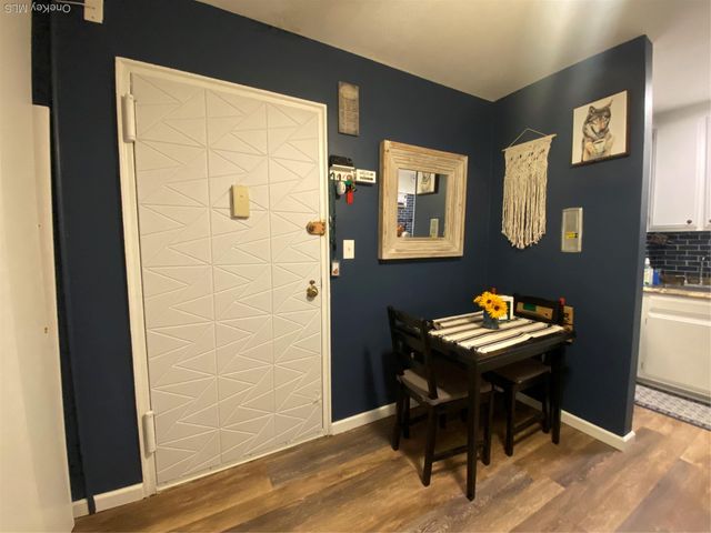 110 Brooklyn Avenue 4 L, Freeport, NY 11520