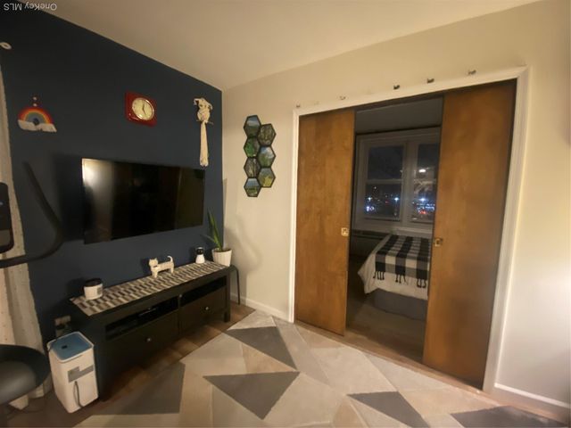 110 Brooklyn Avenue 4 L, Freeport, NY 11520