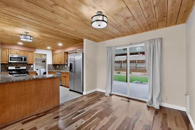 4508 Piedra Blanca Street NE, Albuquerque, NM 87111