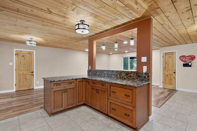 4508 Piedra Blanca Street NE, Albuquerque, NM 87111