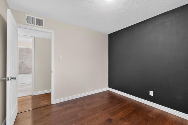 4508 Piedra Blanca Street NE, Albuquerque, NM 87111
