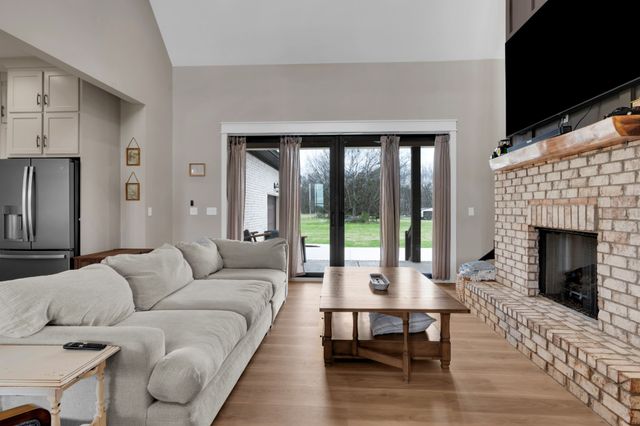 8346 Midland Rd, Bell Buckle, TN 37020