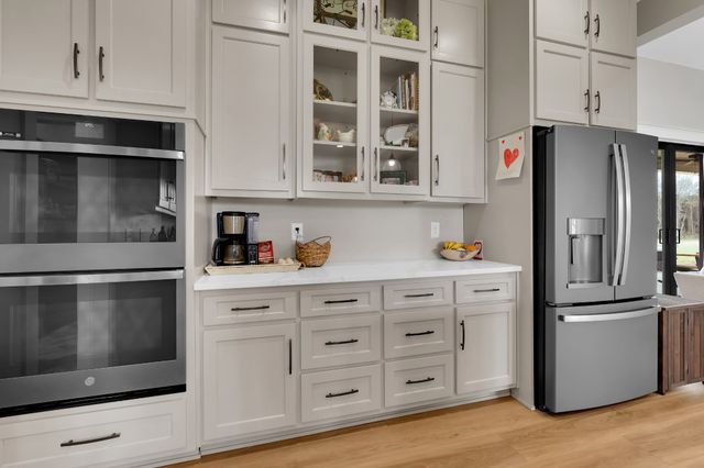 8346 Midland Rd, Bell Buckle, TN 37020