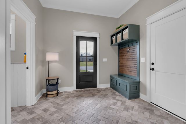 8346 Midland Rd, Bell Buckle, TN 37020