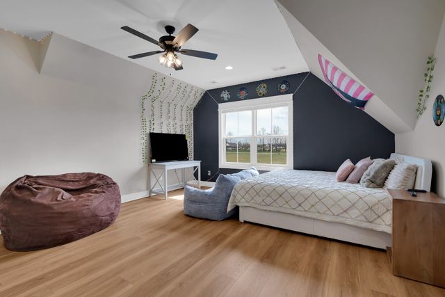 8346 Midland Rd, Bell Buckle, TN 37020