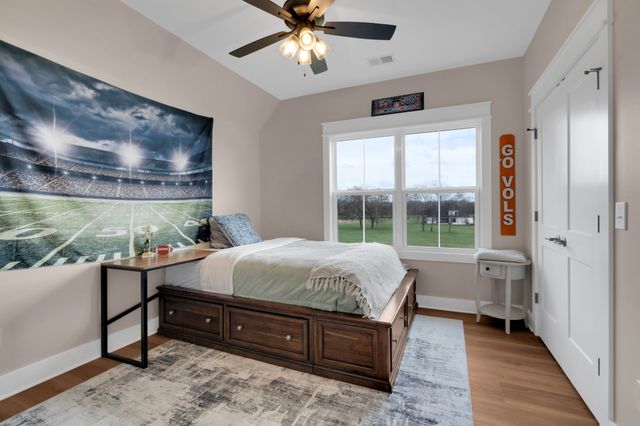 8346 Midland Rd, Bell Buckle, TN 37020