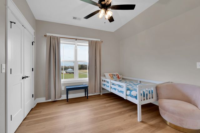 8346 Midland Rd, Bell Buckle, TN 37020