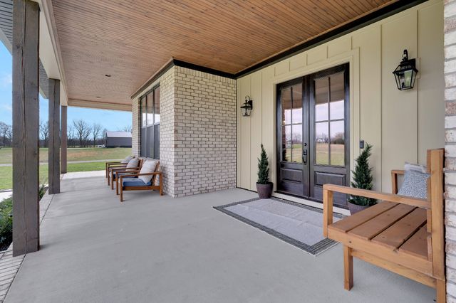 8346 Midland Rd, Bell Buckle, TN 37020