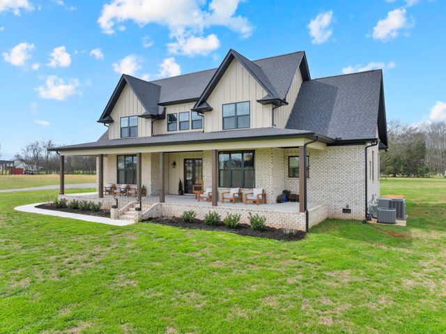 8346 Midland Rd, Bell Buckle, TN 37020