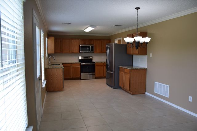 9048 Napa Valley Trail, Fort Worth, TX 76244