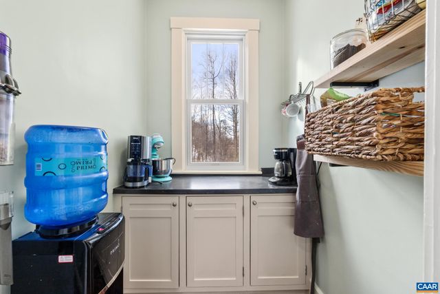 4615 DAVIS HWY, Louisa, VA 23093