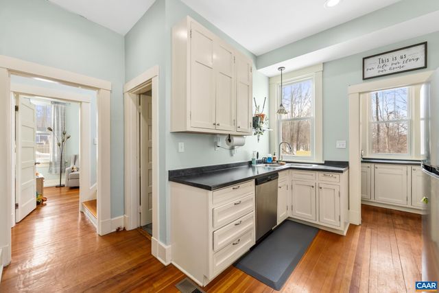 4615 DAVIS HWY, Louisa, VA 23093