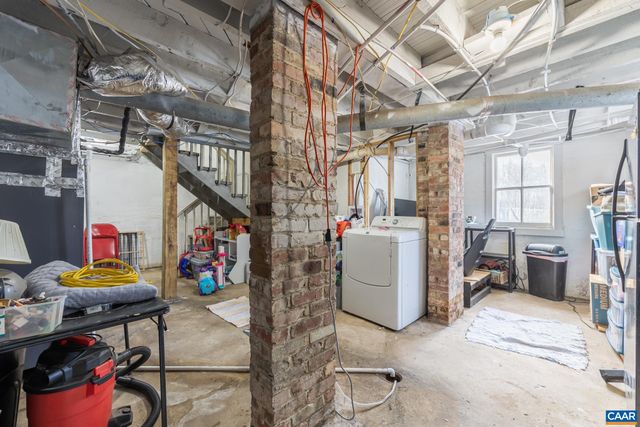 4615 DAVIS HWY, Louisa, VA 23093