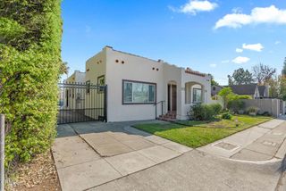 208 N Fremont Avenue, Alhambra, CA 91801