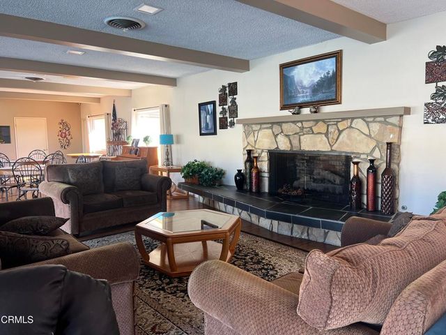 11100 Telegraph Road 105, Ventura, CA 93004