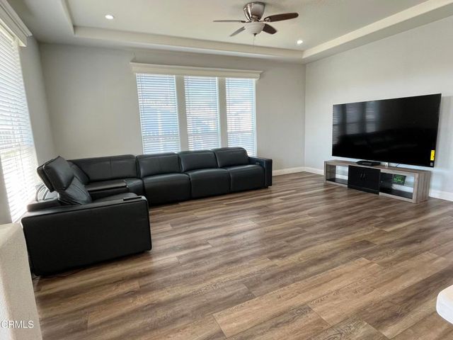 11100 Telegraph Road 105, Ventura, CA 93004