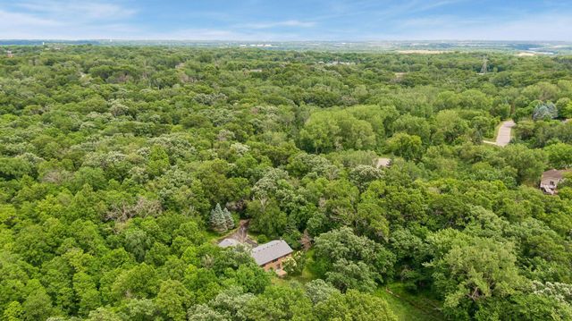 9825 Brent Avenue, Inver Grove Heights, MN 55077
