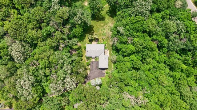 9825 Brent Avenue, Inver Grove Heights, MN 55077
