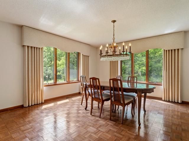 9825 Brent Avenue, Inver Grove Heights, MN 55077