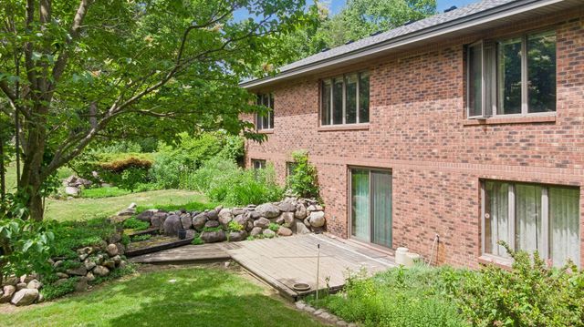 9825 Brent Avenue, Inver Grove Heights, MN 55077