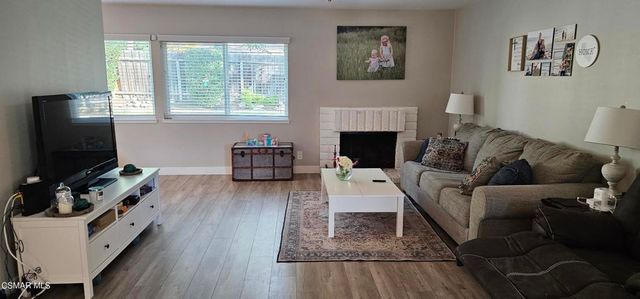 790 Danvers Circle, Newbury Park, CA 91320