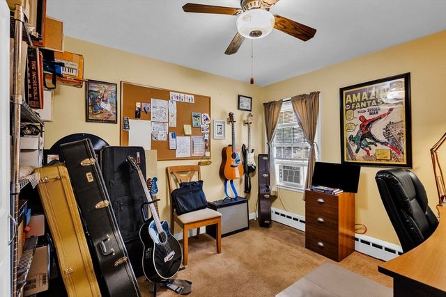 72 Powers Rd, Holden, MA 01520