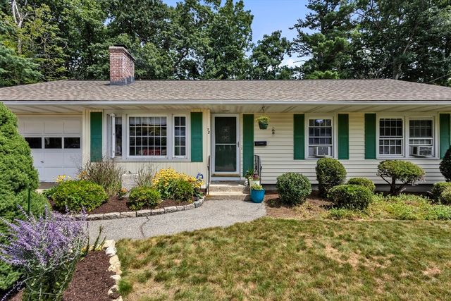 72 Powers Rd, Holden, MA 01520