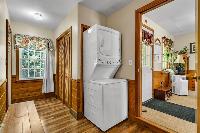 72 Powers Rd, Holden, MA 01520