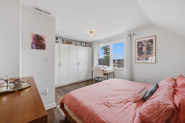 1653 N Shore Rd, Revere, MA 02151