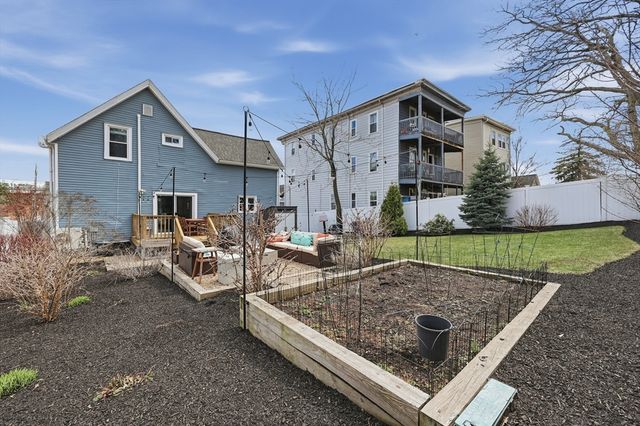 1653 N Shore Rd, Revere, MA 02151