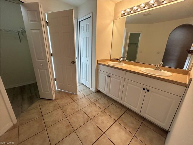 1426 NW 12th ST, Cape Coral, FL 33993