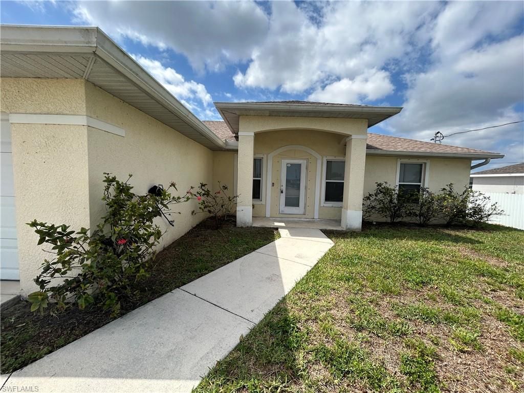 1426 NW 12th ST, Cape Coral, FL 33993