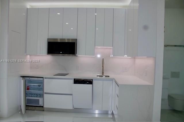 16056 SW 66th Ter, Miami, FL 33193