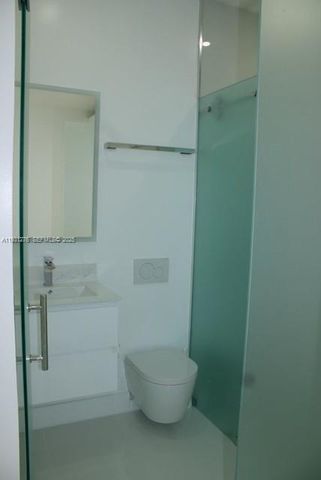 16056 SW 66th Ter, Miami, FL 33193