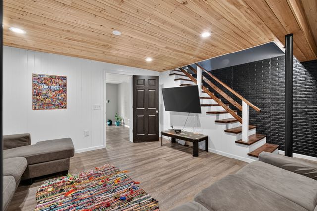 3600 Thornton Avenue, Des Moines, IA 50321