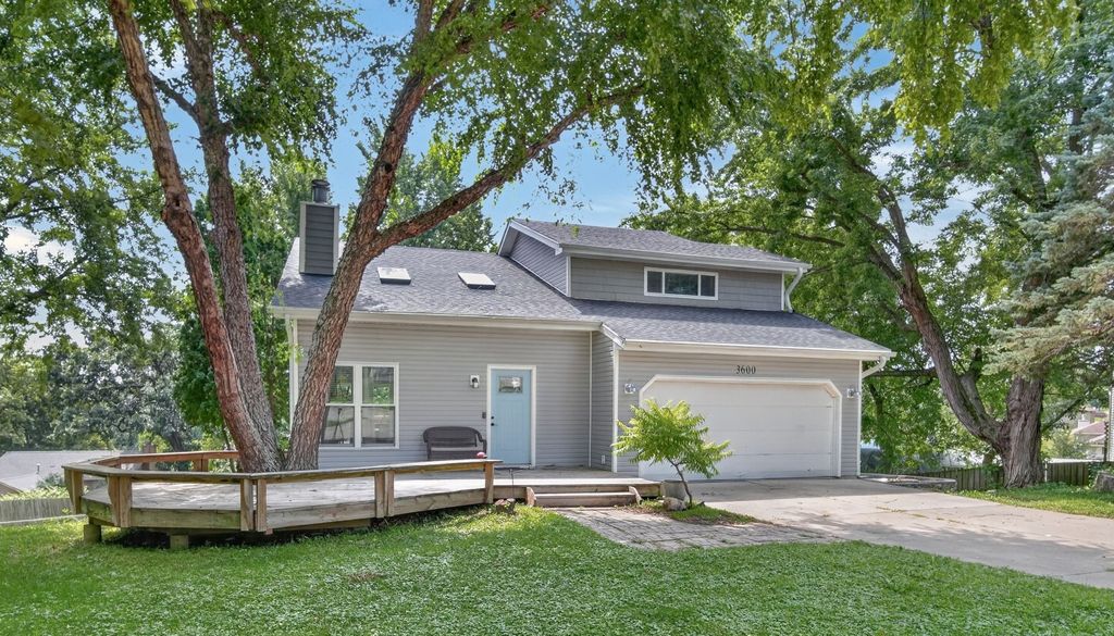 3600 Thornton Avenue, Des Moines, IA 50321