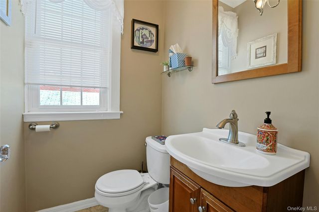 523 N Broadway, Yonkers, NY 10701