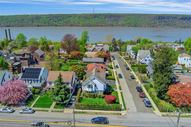 523 N Broadway, Yonkers, NY 10701