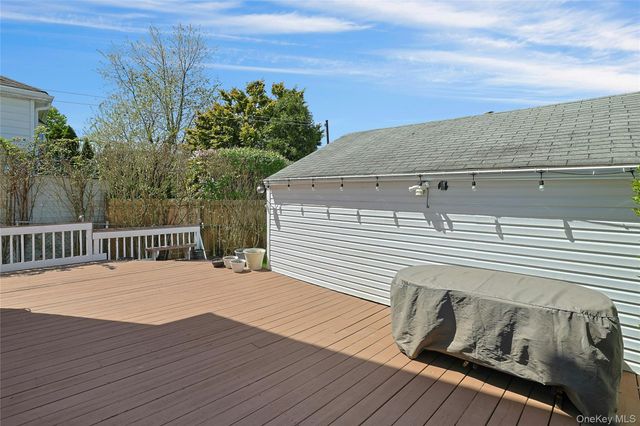 523 N Broadway, Yonkers, NY 10701