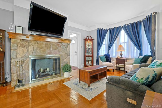 523 N Broadway, Yonkers, NY 10701