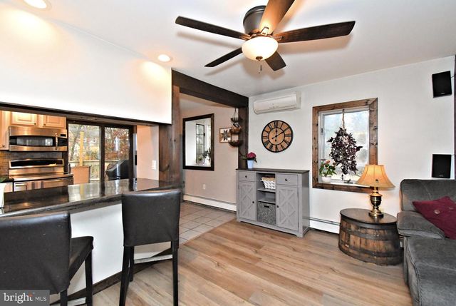 2620 HILLCREST AVE, Norristown, PA 19401