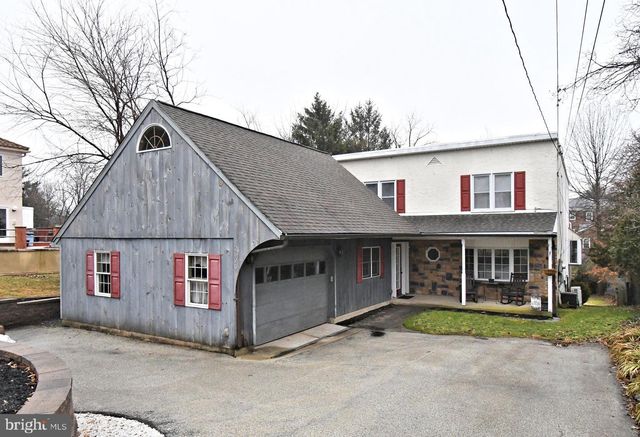 2620 HILLCREST AVE, Norristown, PA 19401