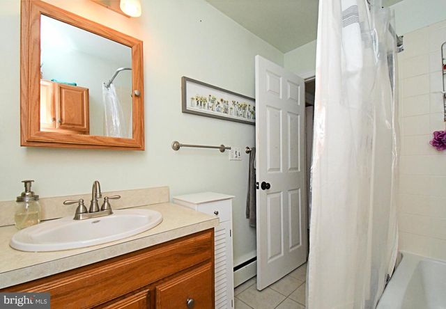 2620 HILLCREST AVE, Norristown, PA 19401