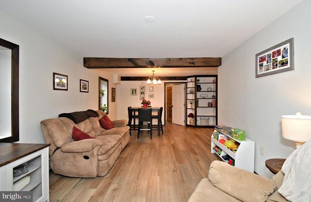 2620 HILLCREST AVE, Norristown, PA 19401