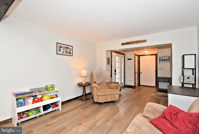 2620 HILLCREST AVE, Norristown, PA 19401