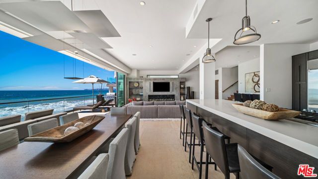 25250 Malibu Road, Malibu, CA 90265