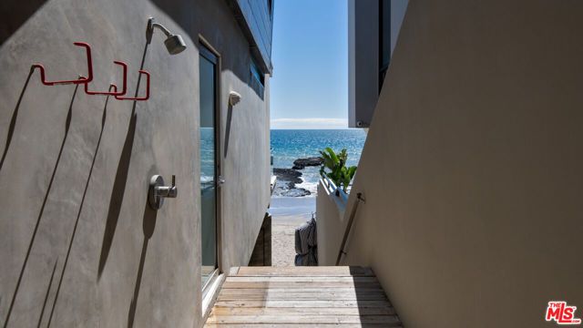 25250 Malibu Road, Malibu, CA 90265